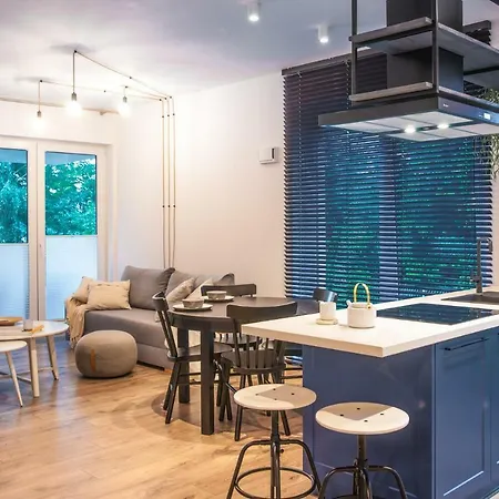 Mazurska 110 Apartman *